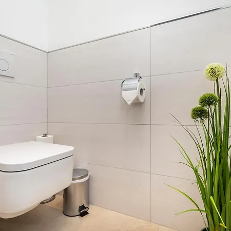 Vendégház Fruehstueckspension Klinglhub 3*