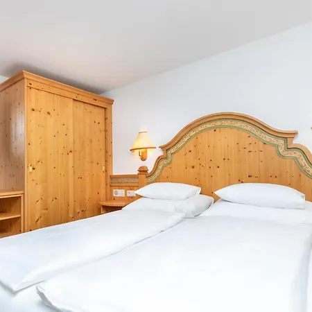 Fruehstueckspension Klinglhub Gasthuis Flachau