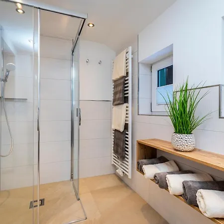 Fruehstueckspension Klinglhub Gæstehus 3*