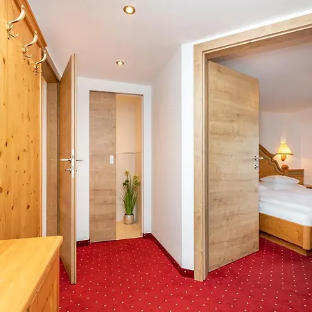 Fruehstueckspension Klinglhub Vendégház 3*