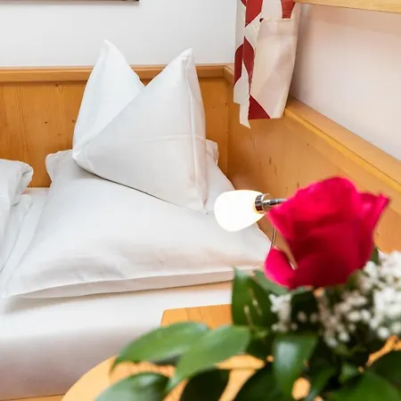 Fruhstuckspension Klinglhub 3* Flachau