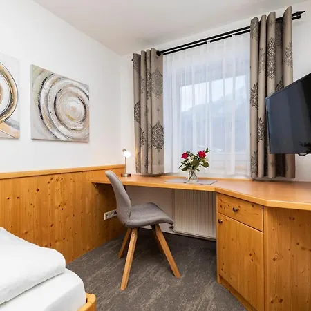 Gasthuis Fruehstueckspension Klinglhub Flachau