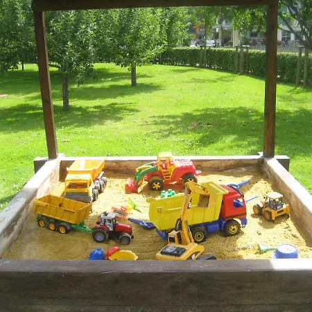 Gæstehus Fruehstueckspension Klinglhub Flachau