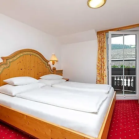 Fruehstueckspension Klinglhub 3*