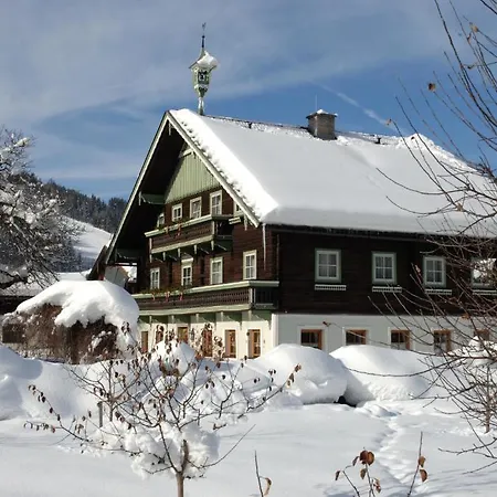 Fruehstueckspension Klinglhub Vendégház 3*