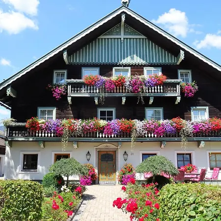 Vendégház Fruehstueckspension Klinglhub 3*