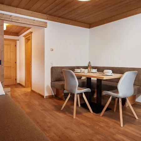 Guest house Fruhstuckspension Klinglhub 3*