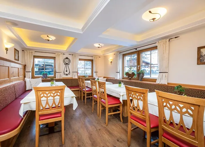 Fruehstueckspension Klinglhub フラッハウ