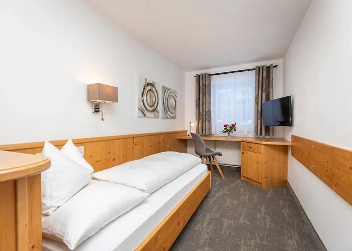 Vendégház Fruehstueckspension Klinglhub Flachau