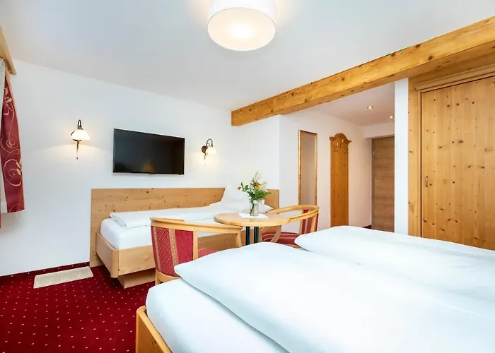 Fruehstueckspension Klinglhub ゲストハウス フラッハウ