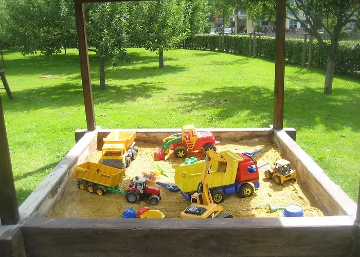 Vendégház Fruehstueckspension Klinglhub Flachau