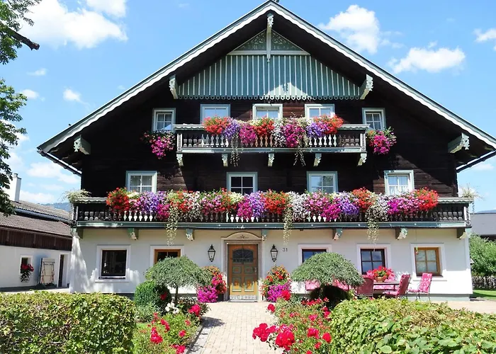 Vendégház Fruehstueckspension Klinglhub 3*