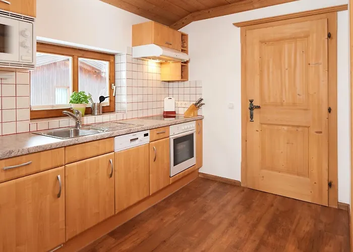 Vendégház Fruehstueckspension Klinglhub Flachau