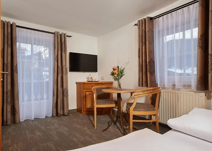 Guest house Fruhstuckspension Klinglhub 3*